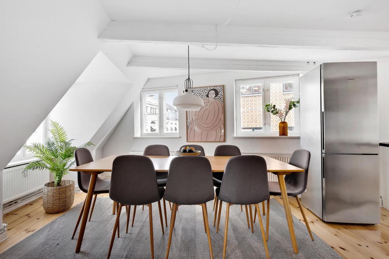 Sanders Penny - Charming Three-Bedroom Apartment In The Middle Of Action コペンハーゲン エクステリア 写真