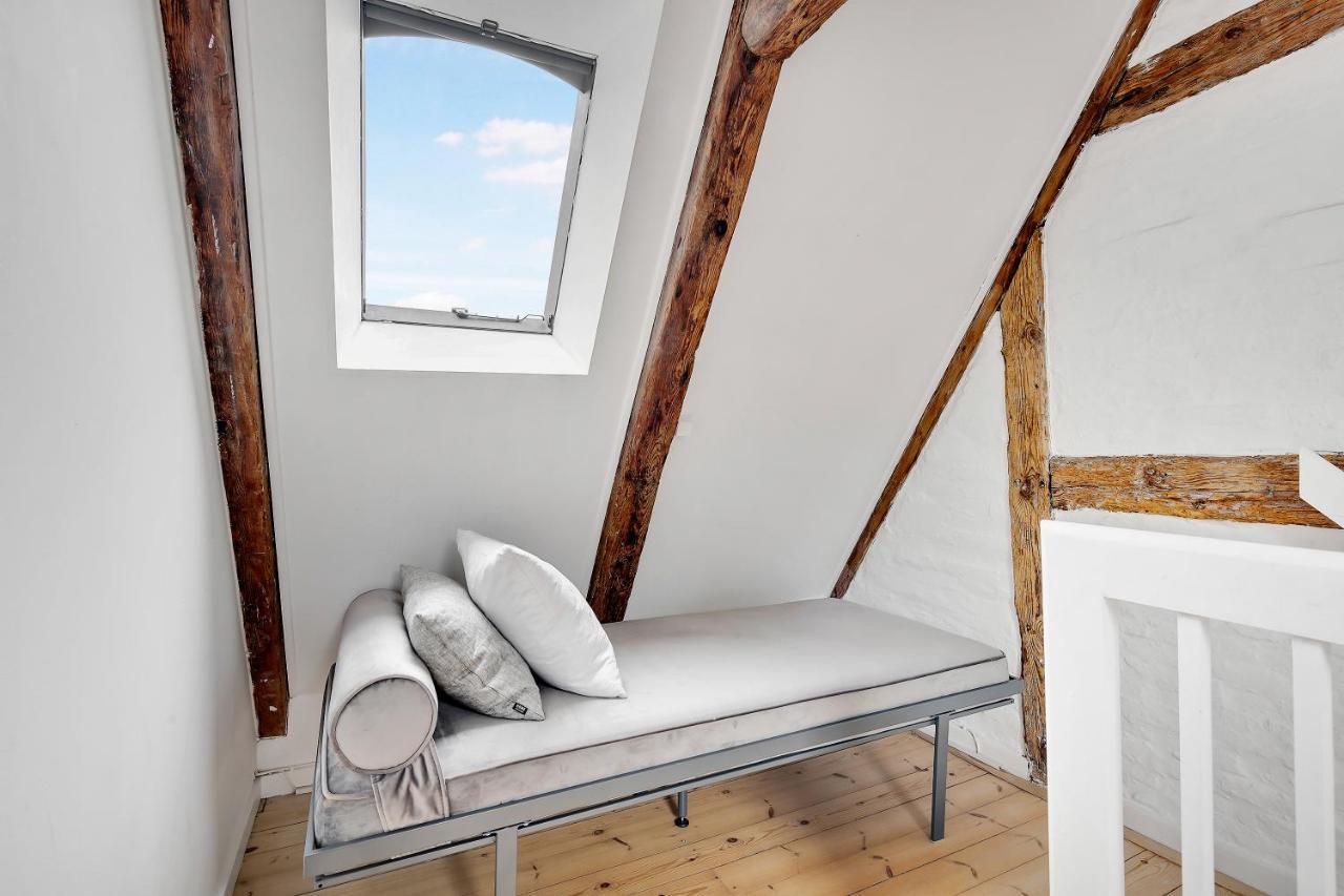 Sanders Penny - Charming Three-Bedroom Apartment In The Middle Of Action コペンハーゲン エクステリア 写真